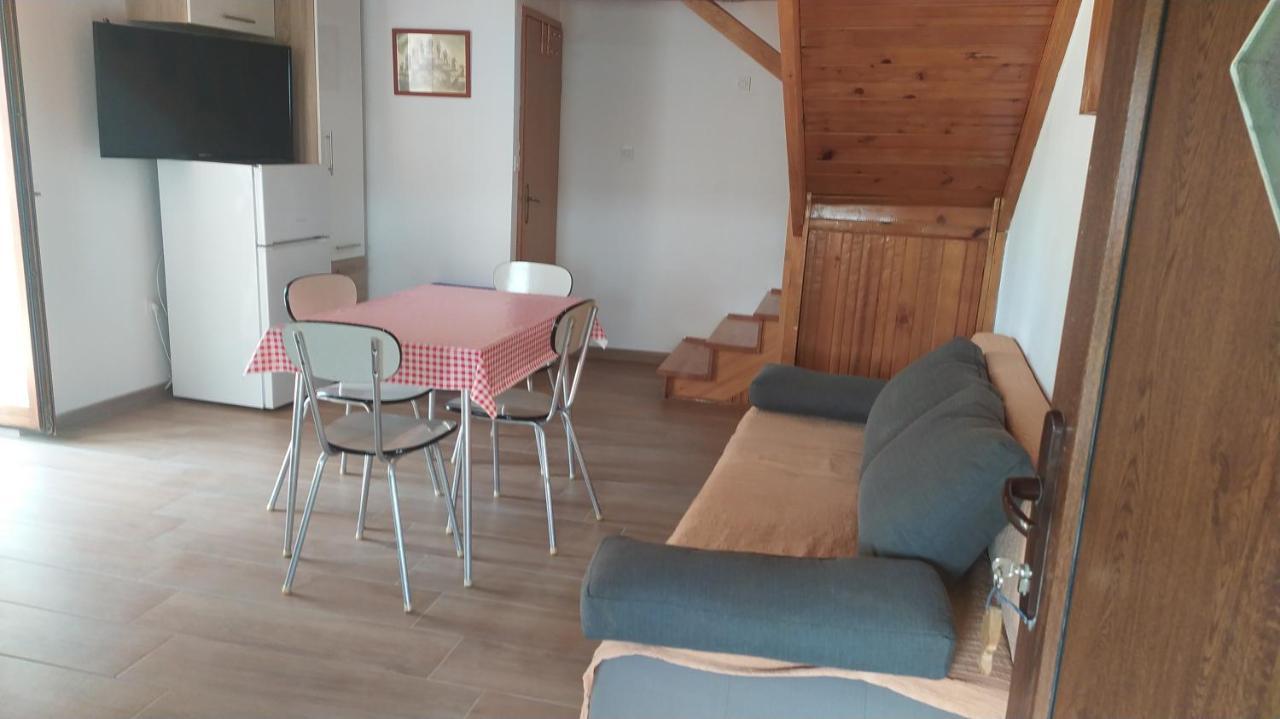 Holiday Home Pernata Exterior foto